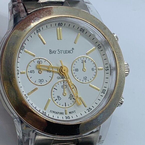 Bay studio men watch 38mm clear plastic case Quartz analog gold tone bezel runs - Picture 2 of 6